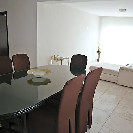Otel Lux