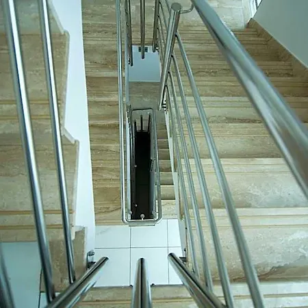 Otel Lux 4*